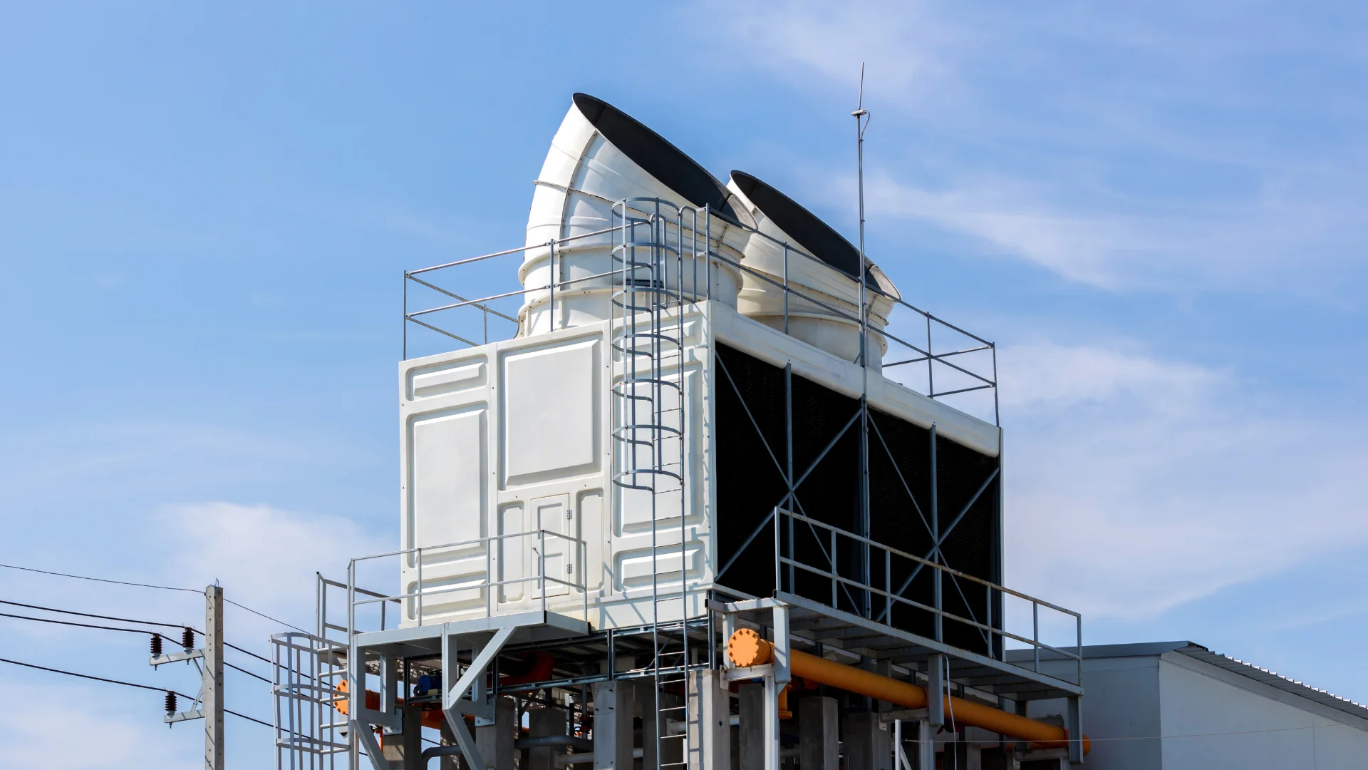 Large chiller system in a commercial building