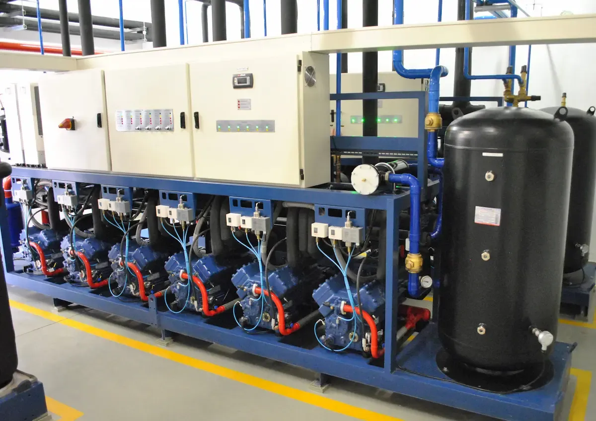 Commercial refrigeration unit in mechanical room