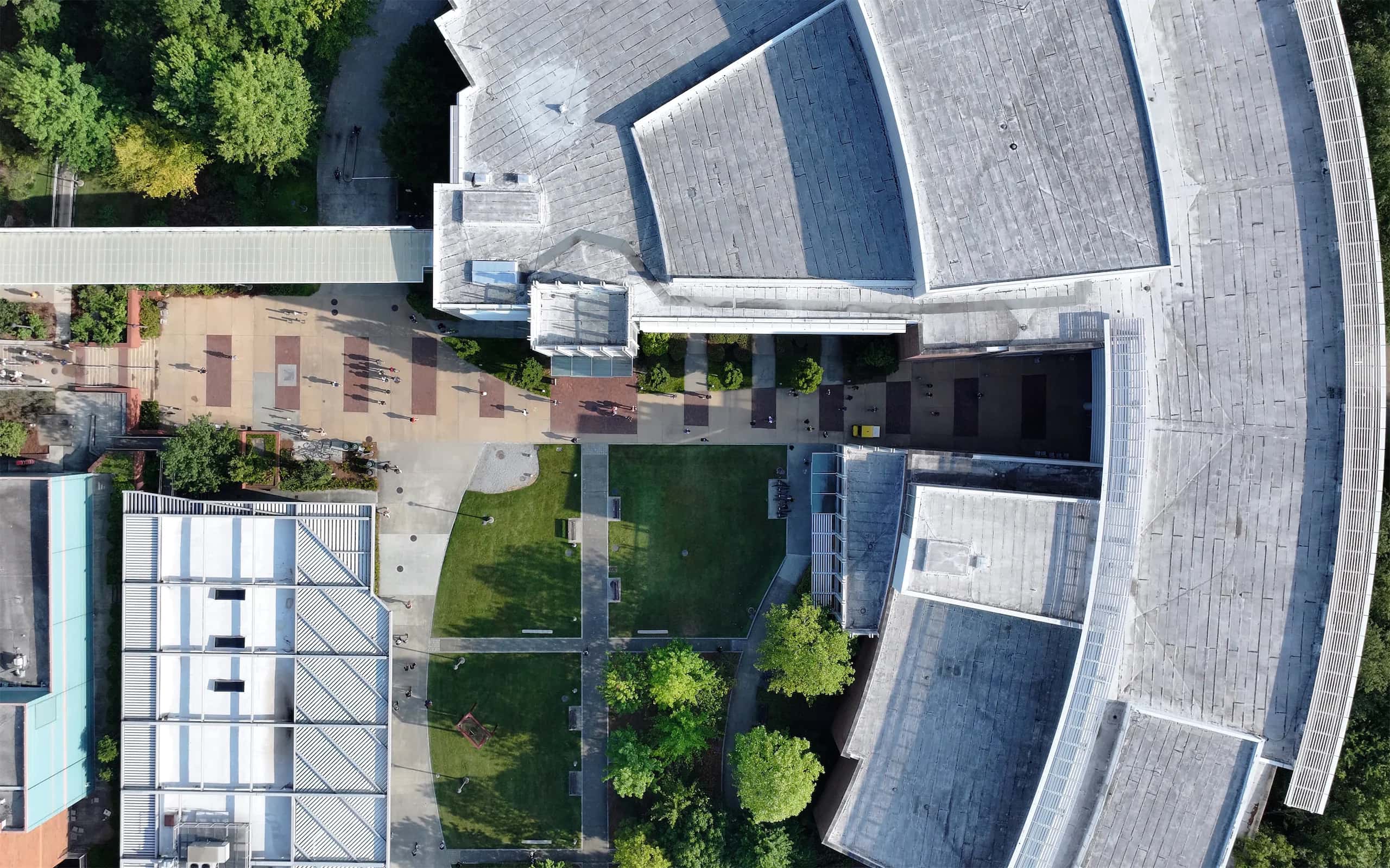 Commercial HVAC maintenance on rooftop unit