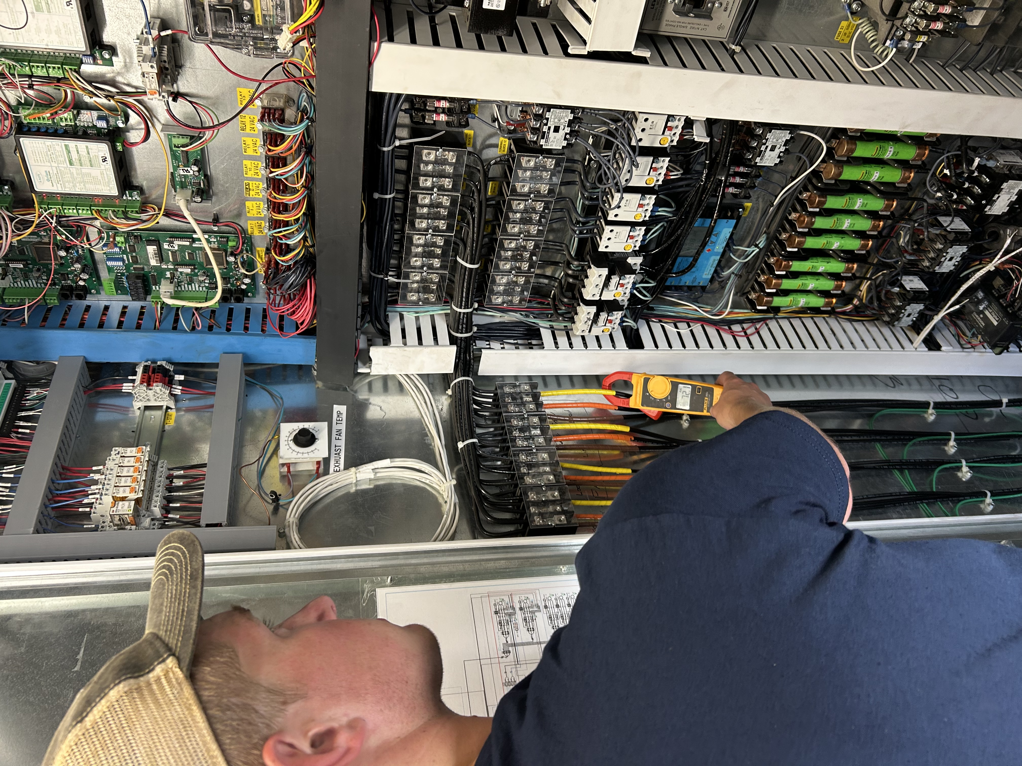Large chiller system in a commercial building